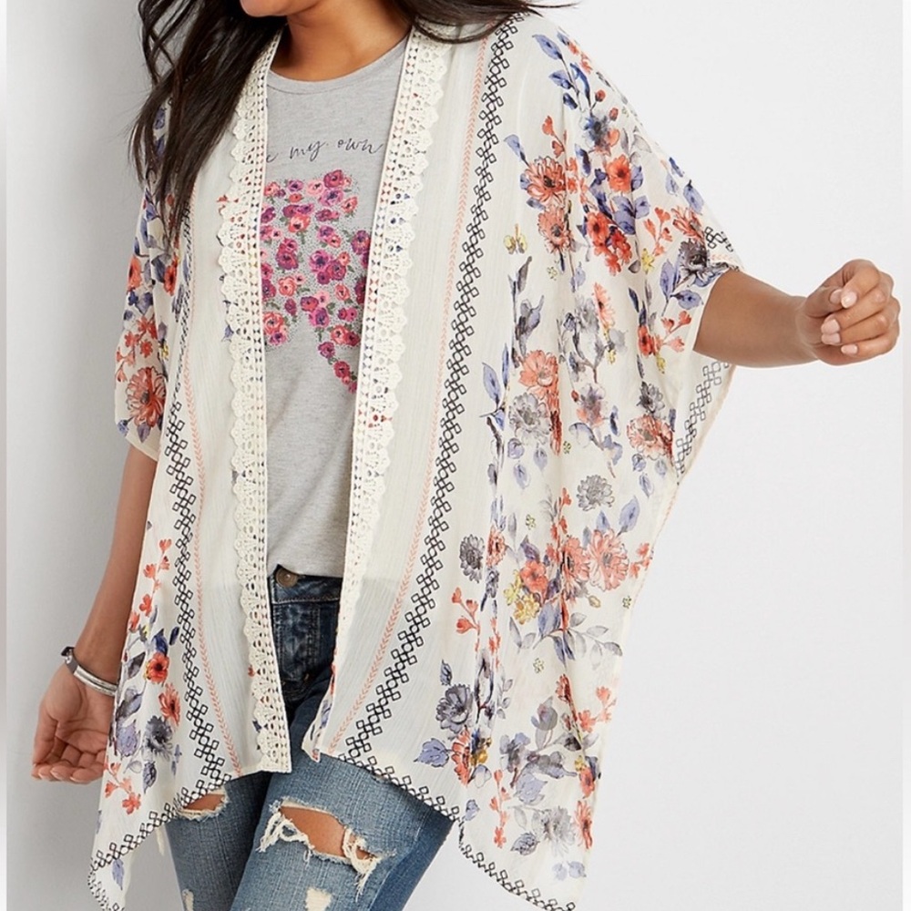 Set of 3 Maurices Floral Print Kimono with Lace and 2 additional floral Kimonos